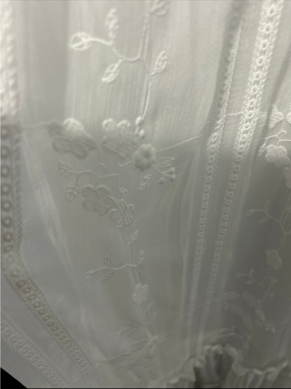 Aeom White Smocked Bodice Floral Embroidered Maxi Dress (NEW) - Picture 4 of 10